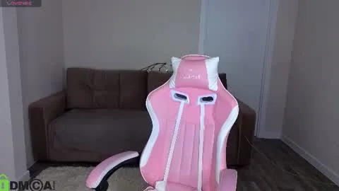 sofia_meowww live act